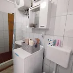 Omera 풀라