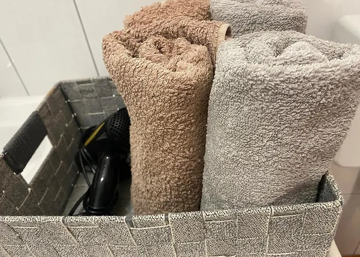 Omera Πανσιόν