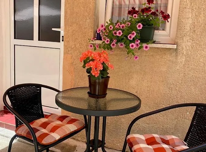 Guest house Omera Pula